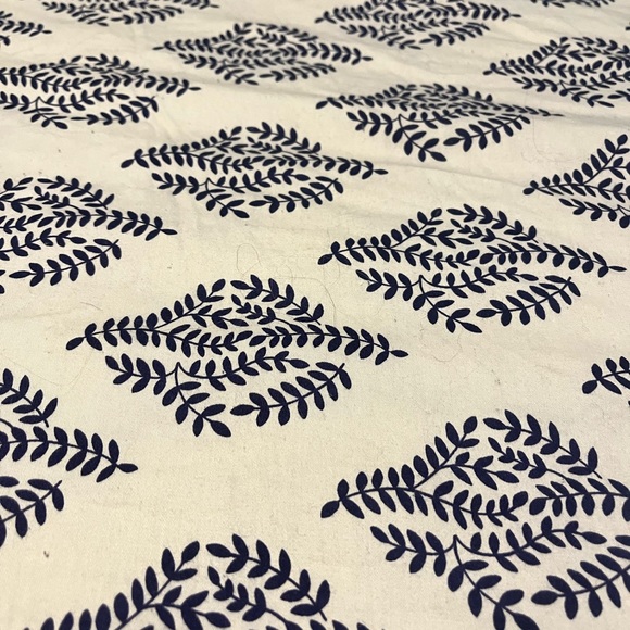 queen comforter Paisley and floral reversible - Picture 4 of 6